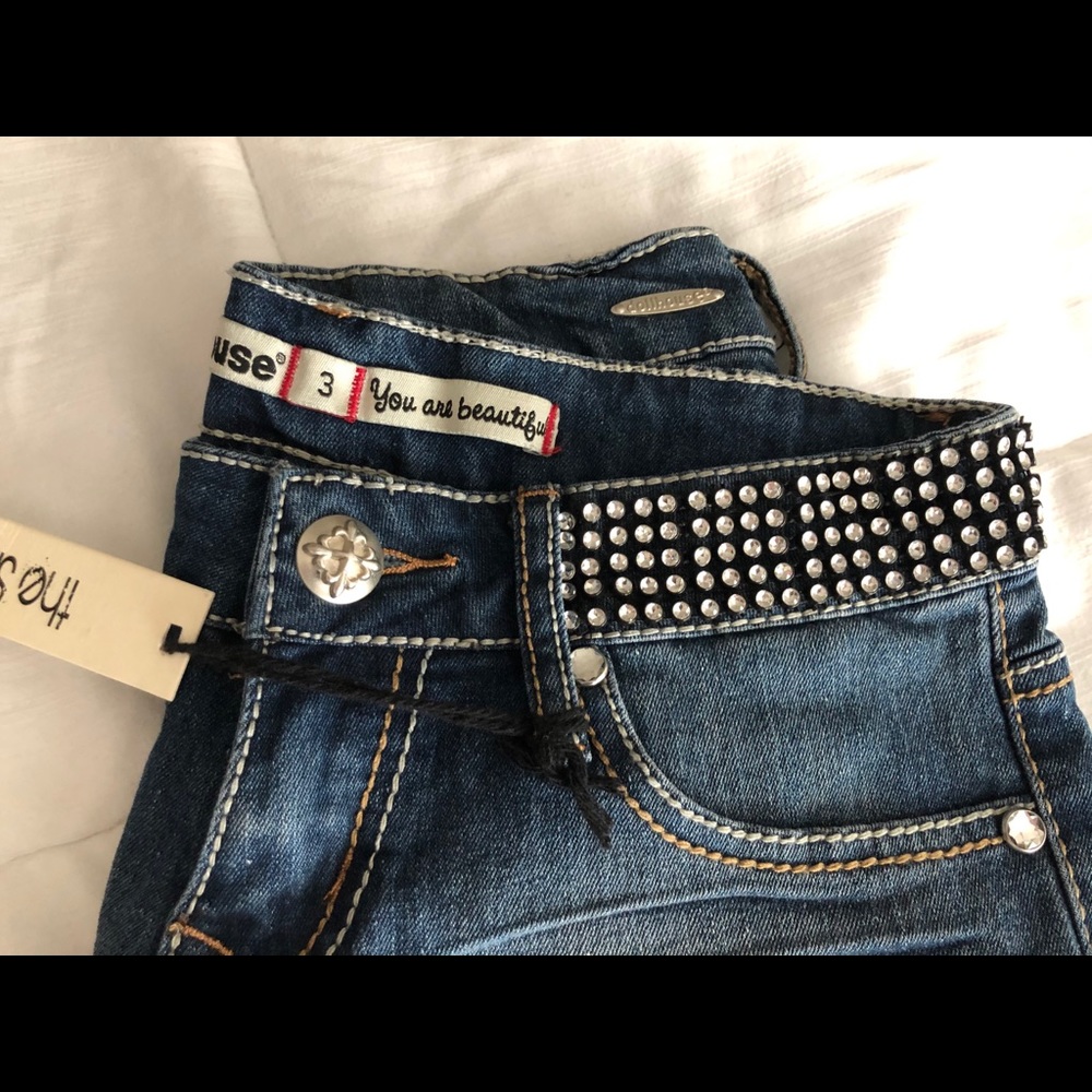 Dollhouse “The Sienna” *bling* Jean shorts. size 3 - Picture 14 of 14